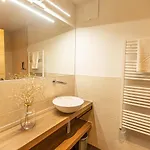 Tevini Boutique By We Rent * Zell am See