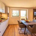 Tevini Boutique By We Rent زيل أم سي
