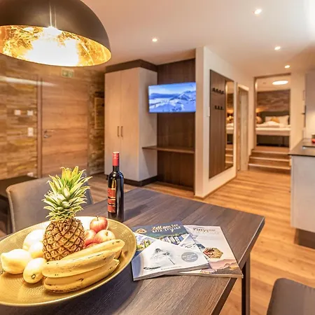 Tevini Boutique By We Rent