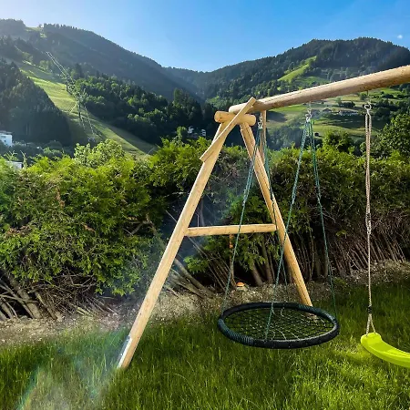Lägenhet Tevini Boutique By We Rent Zell am See